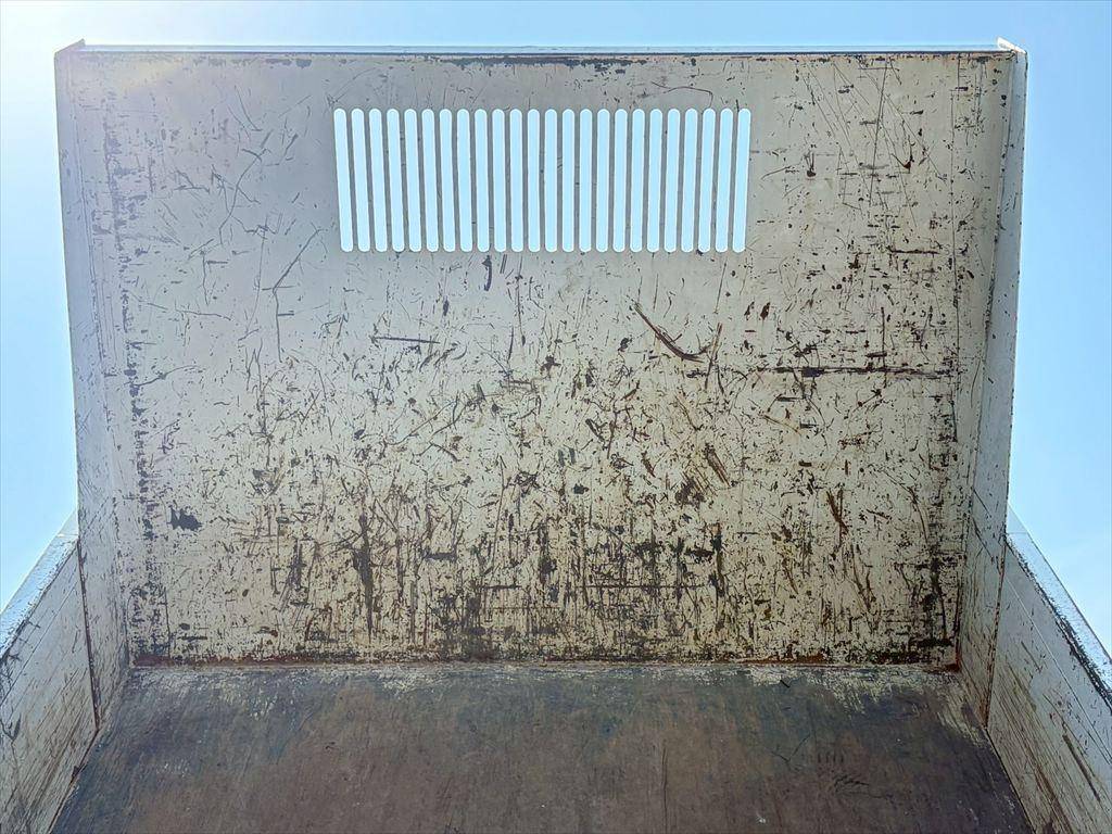 いすゞエルフダンプ小型（2t・3t）[写真07]