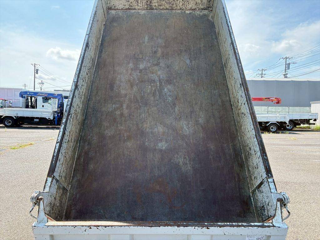 いすゞエルフダンプ小型（2t・3t）[写真08]