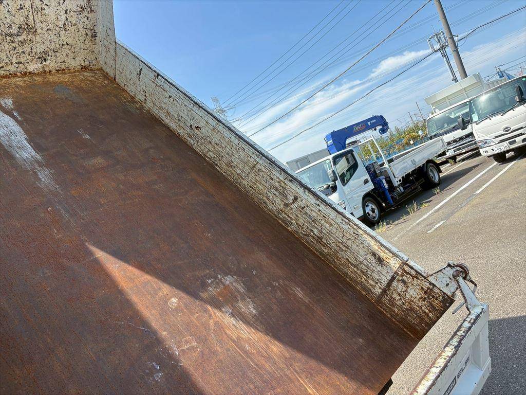 いすゞエルフダンプ小型（2t・3t）[写真10]