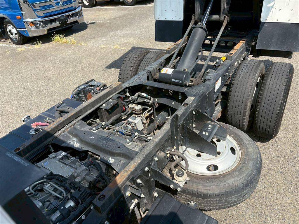 いすゞエルフダンプ小型（2t・3t）[写真16]