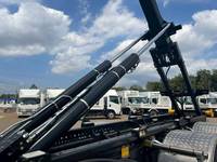 いすゞギガコンテナ専用車大型（10t）[写真10]