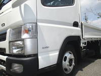 三菱ふそうキャンター平ボディ小型（2t・3t）[写真14]