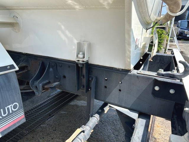 日野レンジャー散水車中型（4t）[写真17]