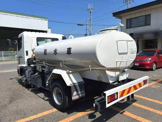 日野レンジャー散水車中型（4t）[写真02]