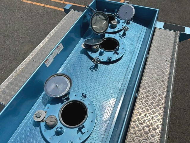 日野レンジャータンク車（タンクローリー）中型（4t）[写真11]