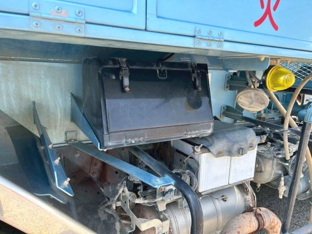 日野レンジャータンク車（タンクローリー）中型（4t）[写真22]