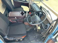 日野レンジャータンク車（タンクローリー）中型（4t）[写真30]