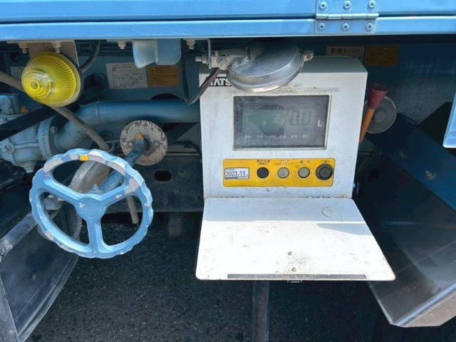 日野レンジャータンク車（タンクローリー）中型（4t）[写真07]