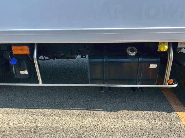 いすゞフォワード冷凍車（冷蔵車）中型（4t）[写真15]