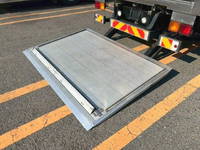 いすゞフォワード冷凍車（冷蔵車）中型（4t）[写真07]