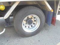 いすゞフォワード冷凍車（冷蔵車）中型（4t）[写真21]