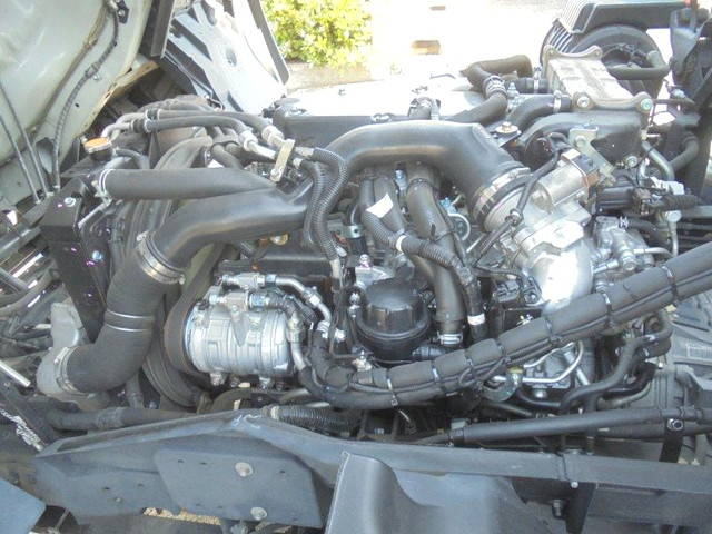 いすゞフォワード冷凍車（冷蔵車）中型（4t）[写真24]