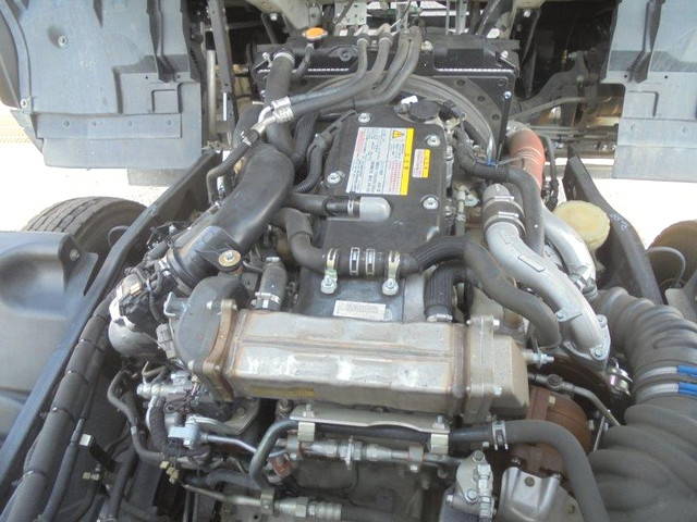 いすゞフォワード冷凍車（冷蔵車）中型（4t）[写真26]