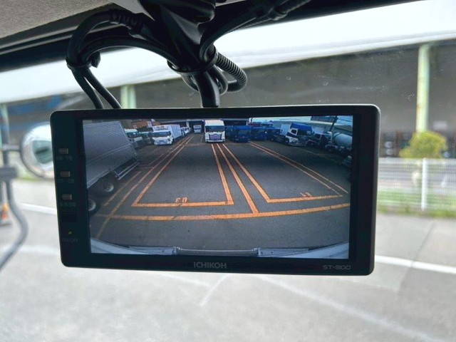 三菱ふそうファイターアルミバン中型（4t）[写真25]