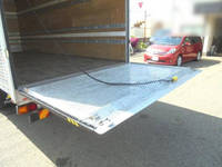 三菱ふそうファイターアルミバン中型（4t）[写真05]