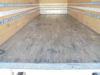 三菱ふそうファイターアルミバン中型（4t）[写真08]