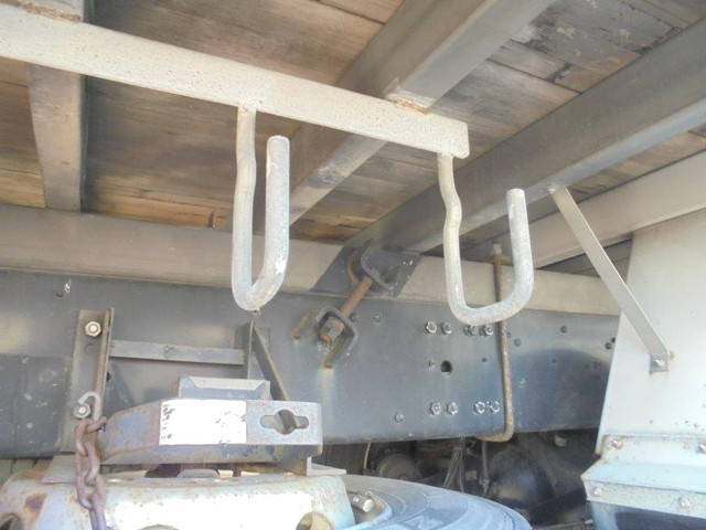 三菱ふそうスーパーグレートアルミブロック大型（10t）[写真14]