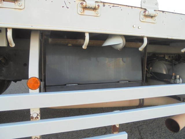 三菱ふそうスーパーグレートアルミブロック大型（10t）[写真15]