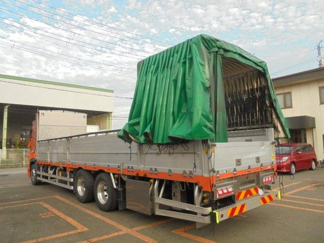 日野プロフィア幌車大型（10t）[写真10]