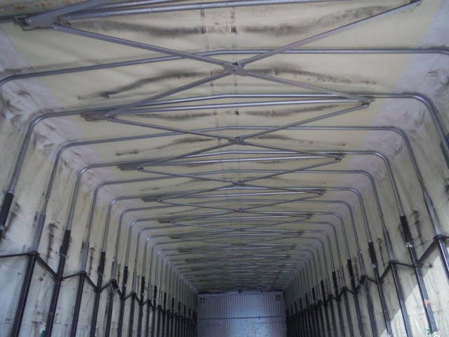 日野プロフィア幌車大型（10t）[写真12]