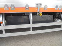 日野プロフィア幌車大型（10t）[写真17]