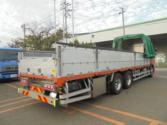 日野プロフィア幌車大型（10t）[写真06]