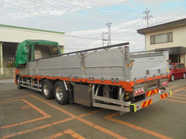 日野プロフィア幌車大型（10t）[写真07]