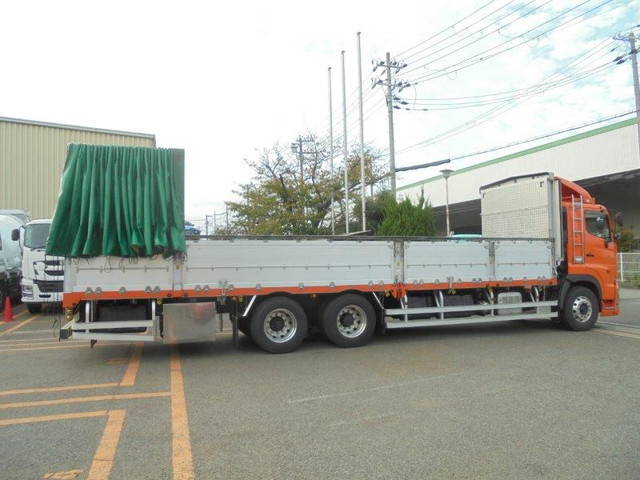 日野プロフィア幌車大型（10t）[写真08]