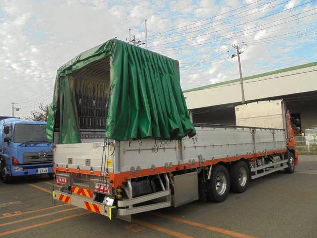 日野プロフィア幌車大型（10t）[写真09]