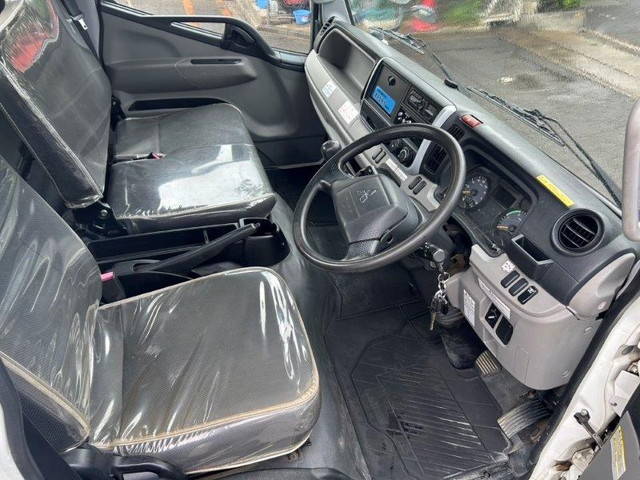 三菱ふそうキャンター散水車小型（2t・3t）[写真24]