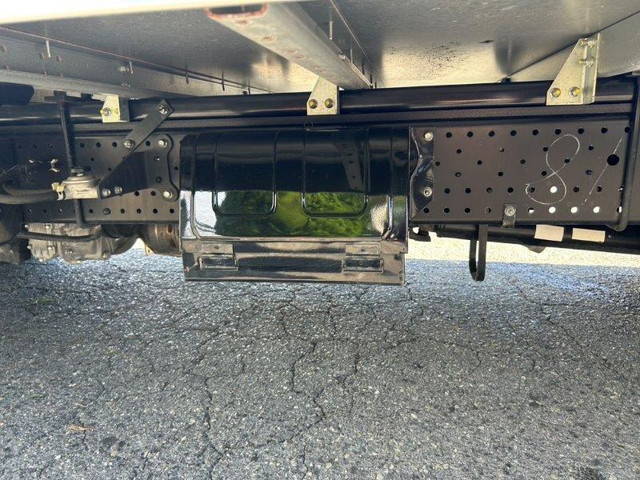 いすゞエルフアルミバン小型（2t・3t）[写真12]