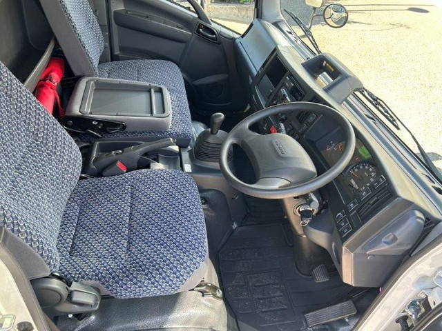 いすゞエルフアルミバン小型（2t・3t）[写真18]