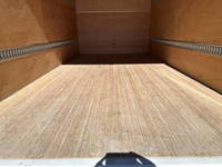 いすゞエルフアルミバン小型（2t・3t）[写真07]