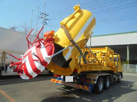 三菱ふそうファイターコンテナ専用車増トン（6t・8t）[写真05]