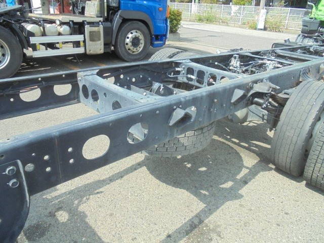 三菱ふそうファイターシャーシ増トン（6t・8t）[写真07]