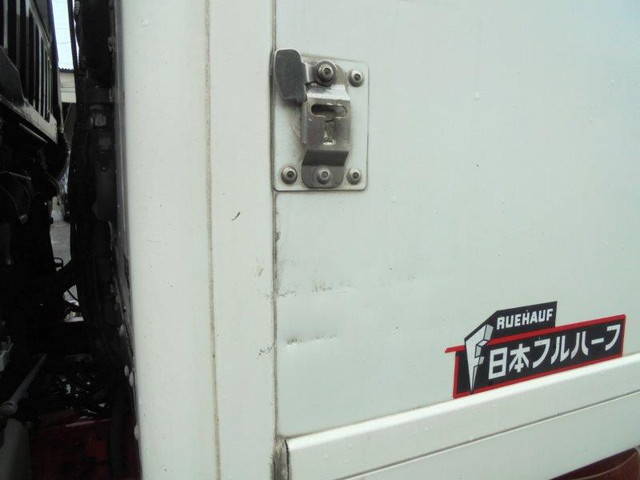 いすゞフォワード冷凍車（冷蔵車）増トン（6t・8t）[写真19]