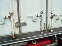 いすゞフォワード冷凍車（冷蔵車）増トン（6t・8t）[写真21]