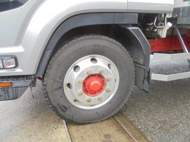 いすゞフォワード冷凍車（冷蔵車）増トン（6t・8t）[写真25]