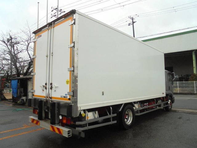 いすゞフォワード冷凍車（冷蔵車）増トン（6t・8t）[写真04]