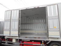 いすゞフォワード冷凍車（冷蔵車）増トン（6t・8t）[写真10]