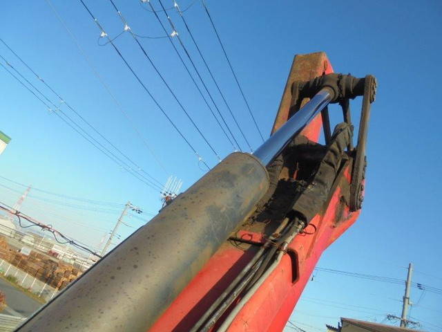 三菱ふそうファイタークレーン4段増トン（6t・8t）[写真12]