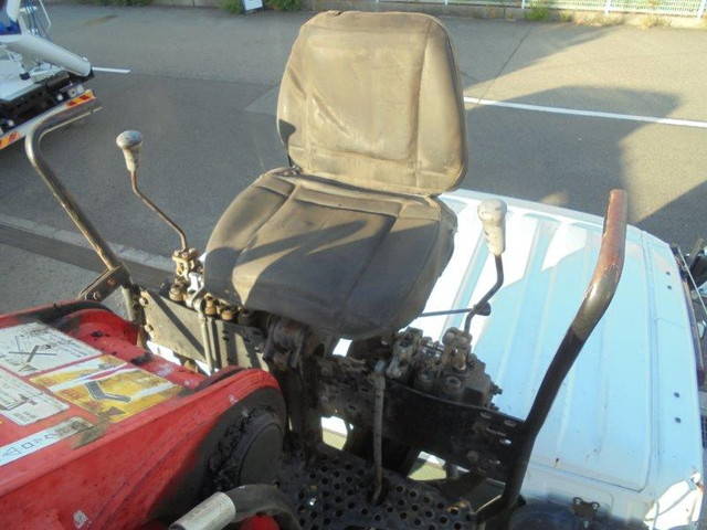 三菱ふそうファイタークレーン4段増トン（6t・8t）[写真16]