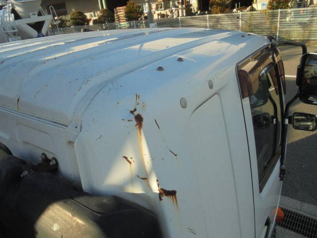 三菱ふそうファイタークレーン4段増トン（6t・8t）[写真31]