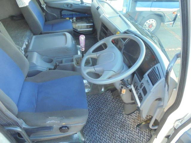 三菱ふそうファイタークレーン4段増トン（6t・8t）[写真39]