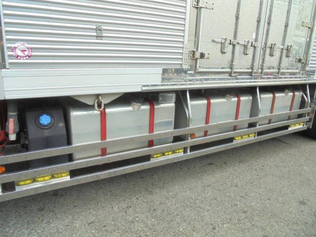 UDトラックスクオン冷凍車（冷蔵車）大型（10t）[写真16]