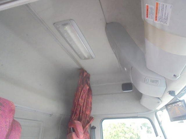 UDトラックスクオン冷凍車（冷蔵車）大型（10t）[写真22]