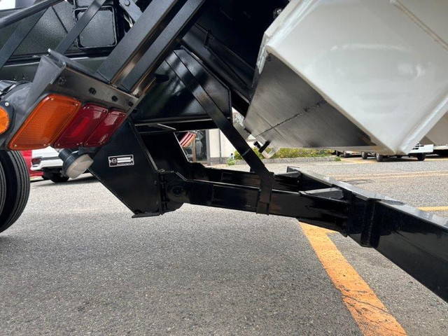 三菱ふそうスーパーグレート深ダンプ（土砂禁ダンプ）大型（10t）[写真13]