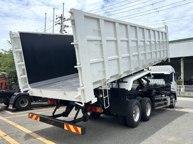 三菱ふそうスーパーグレート深ダンプ（土砂禁ダンプ）大型（10t）[写真02]