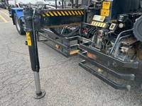 日野レンジャーコンテナ専用車増トン（6t・8t）[写真21]