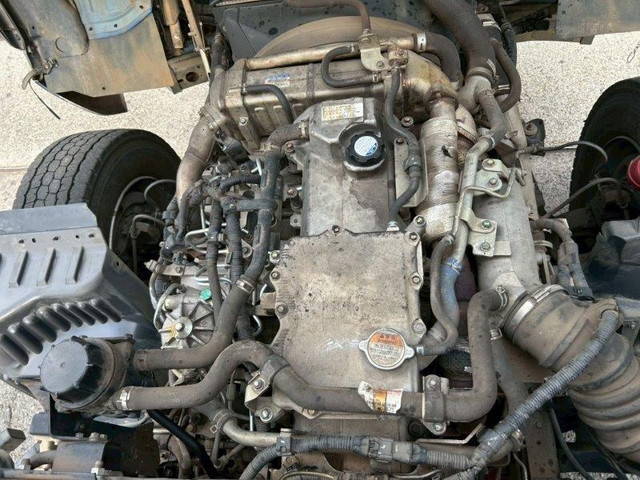 日野レンジャーコンテナ専用車増トン（6t・8t）[写真32]